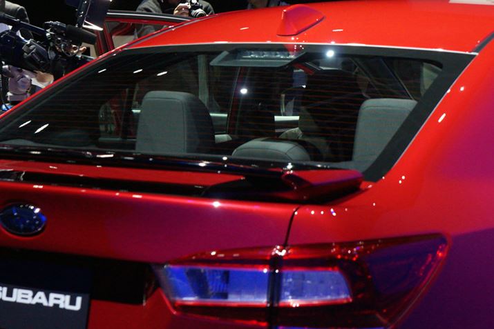 �L�����E�̊m�ۂ͐݌v��̍ŗD�捀�ځB���A�E�B���h�E���L���A����̌��ʂ����悳������