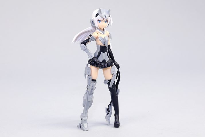 rƍr̃p[ctւAC[WCXgČ܂B̍rƍ̃p[c͉܂