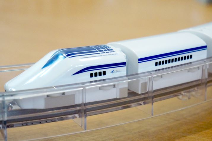 udjA L0nvfɂ[gCB̖1/90̑傫ł