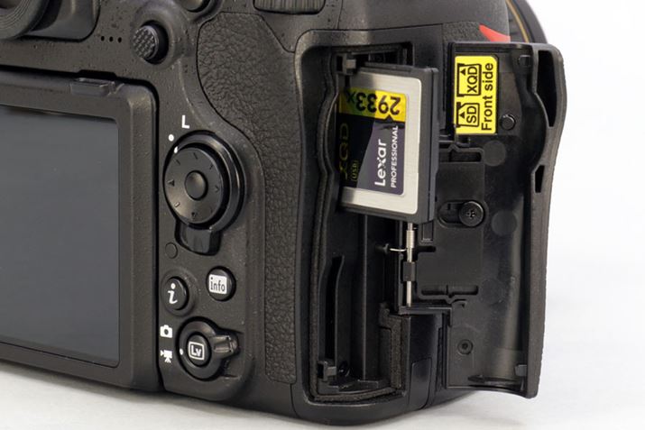 XQDJ[hƁAUHS-IIΉSD[J[h̃fAXbg̗p