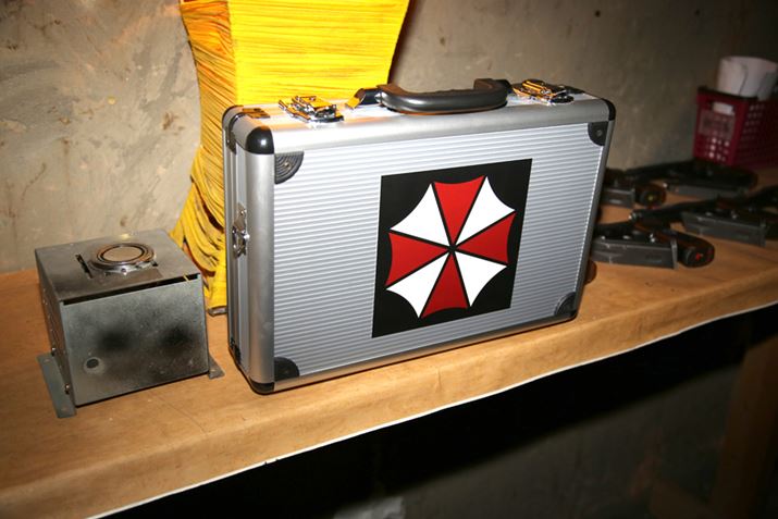 2ڂ̃N`DŎgpA^bVP[XBwnɎAăuU[炵珟