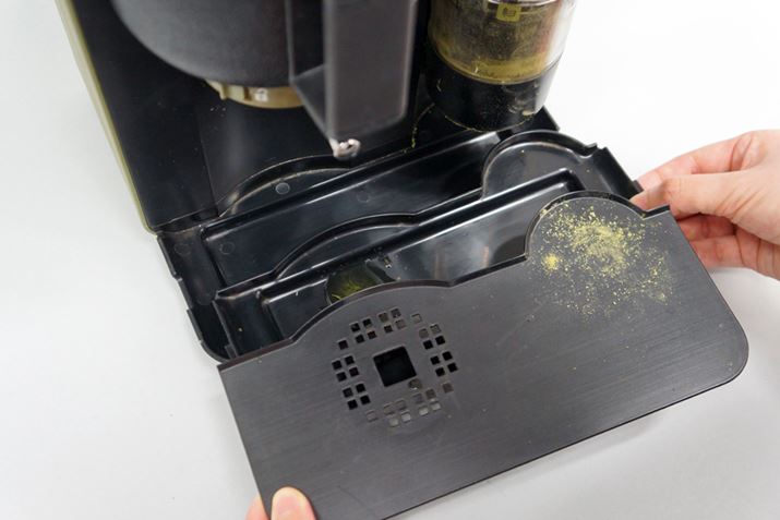 ���ꂽ�����i�g���C�j�͎��O���ł���悤�ɂȂ��Ă���̂ŁA���̂܂܃V���N�֎����Ă������􂢂��悤