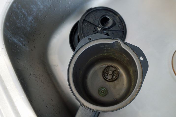 �����������܂���e����g�p�̂��тɁA��򂷂�B�H�͂�����̂̕��G�ȍ\���ł͂Ȃ��̂ŁA�􂢂₷��