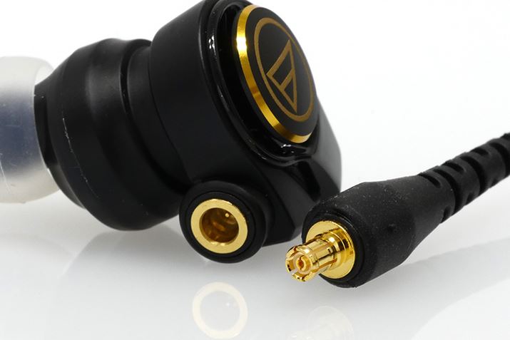 ГƎA2DCRlN^[ŃP[uiP[ujɑΉ