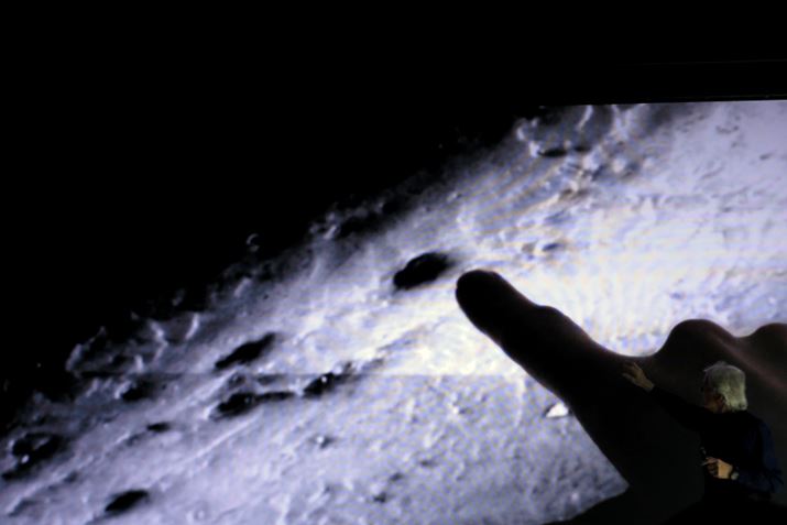 ߔMŏ񂾔̕\ʂɂ͂̂悤ȌJĂ܂Ɖ