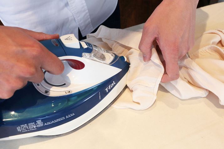 AMU[̖DڂɌăAC̐[ނ悤ɓĂĂ܂