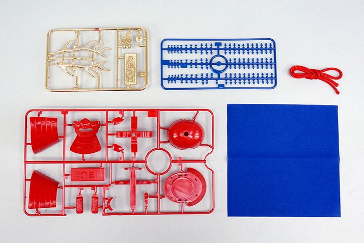 ̒głBʏ̃p[ĉقɁAbLHꂽp[cARA~ztĂ܂