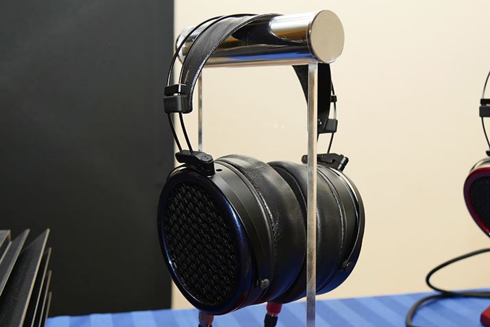 MrSpeakersuETHER GNgX^eBbNvij