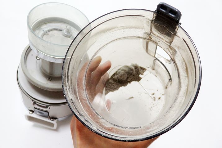 ~zc̕\ʂ̂ݑ|@Ă݂ƂAô悤ȔׂȃS~Ă