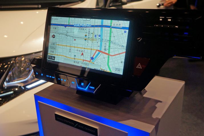 z_́uXebvSvpƂȂuAVIC-CE900STvBi31~OB9̗\