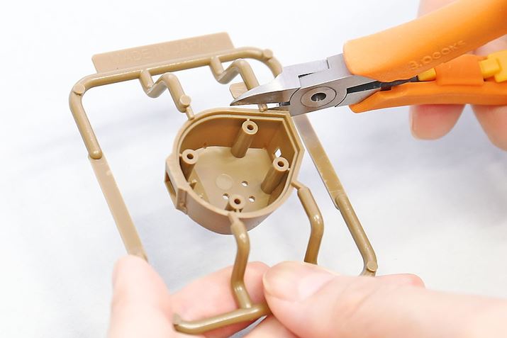 jbp[gāA2ɕăJbg܂B1ڂ̓Q[g̉Jbg܂