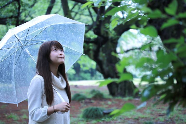 ʐ^2@WBFFuAF2.8A1/80A ISO125AYuEF-S60mm F2.8 }NUSMv