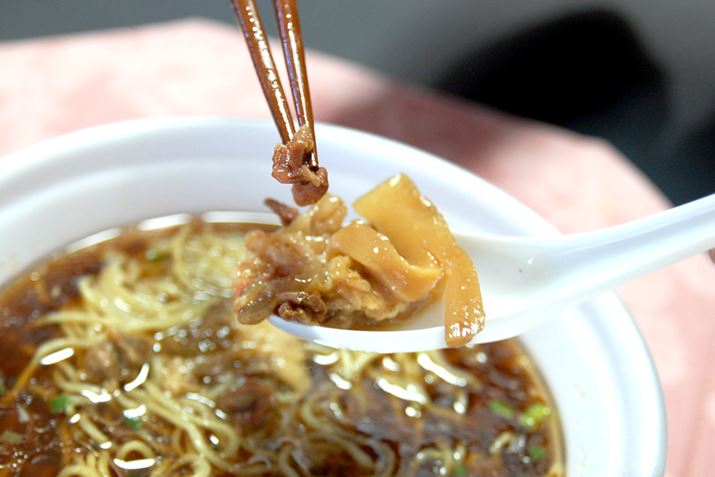 ẤAX[vƂ̑QI }{iIł