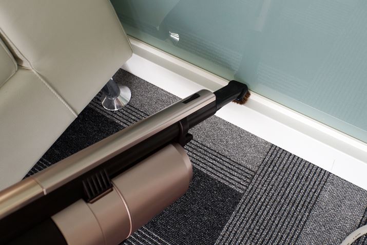 wbhuVɌ΁AۂIƂ̑|NNBN}̎ԓ̐|ɂ𗧂낤