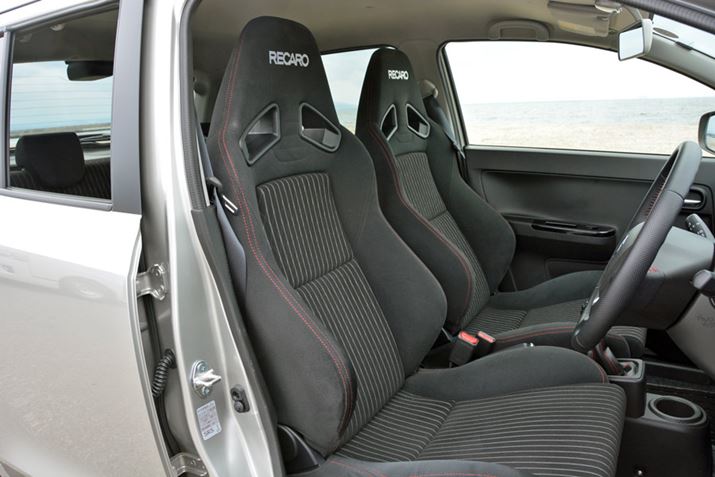 ^]ȂƏȂ̃V[g̓JBz[hAX|[csT|[g