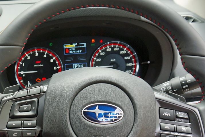 [^[ɂ͐ԂOvgBẼ[^[̊Ԃɂ4.3C`̃J[tzu