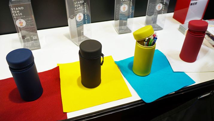 �V���R���f�ނȂ̂ŁA�G��S�n�����ɂ����I