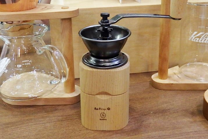 ~{̂ƕ󂯗p̊핔Ƀ}OlbgĂA^b`ŕł܂