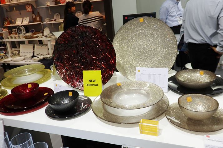 ȌڂƂ͔āA16cmv[g1,500~iŕʁjƃ[Yiu