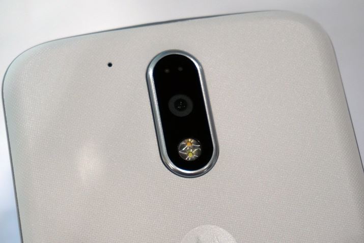 CJ́A[U[tH[JXƈʑI[gtH[JX2ނ̃I[gtH[JX@\