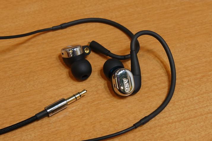 AKGł͖5NԂ̐VfƂȂnCGhCzuN40v