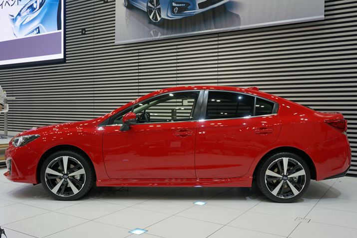 �v���X���C���̂������ŗ}�g�ɕx�񂾃T�C�h�̃f�U�C��