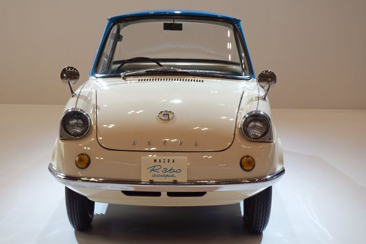 1960�N�ɓo�ꂵ��2�l���̌y�����ԁuR360 �N�[�y�v�B�O��̃K���X���L���ƂĂ��L���[�g�ȃf�U�C����