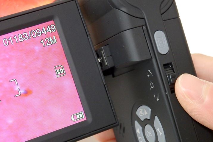 茳ɂfW^Y[̃o[𓮂΁Aő4{܂Ŋg\