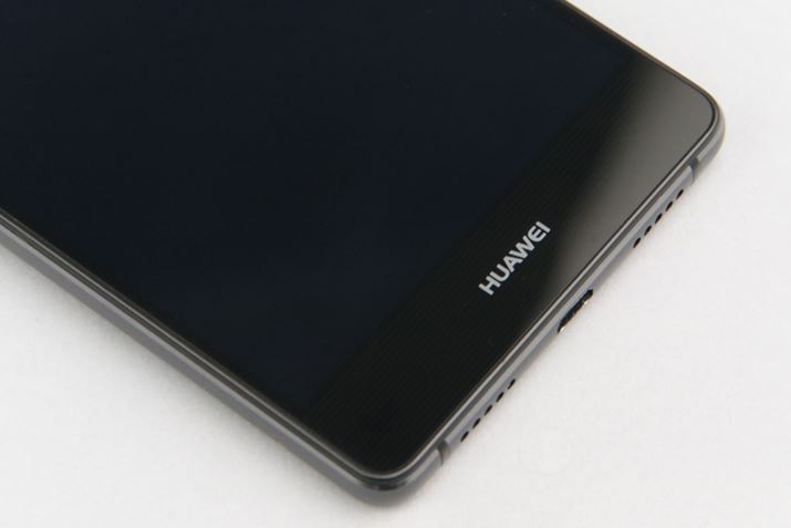 OʉHUAWEIS̓悭ƁAׂCĂ