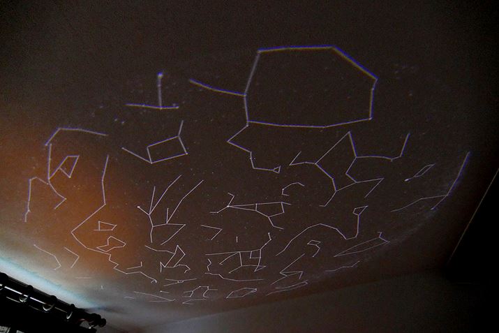 ɌƃyV̔V䂢ςɑ傫NɍL܂