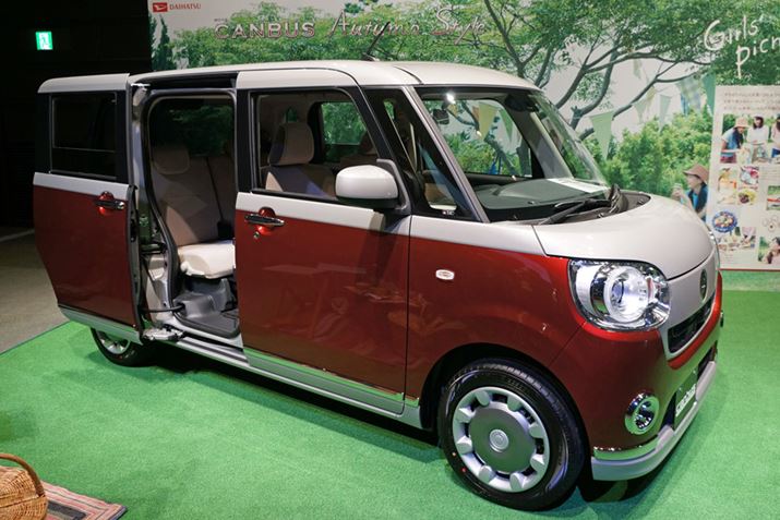 �Z���{���l�b�g�Ɗۂ��{�f�B�́A�ǂ��ƂȂ��N���V�J���ȕ��͋C