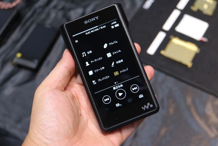 Android OSƎOSɐ؂ւA[U[C^[tFCX̃fUC傫ς