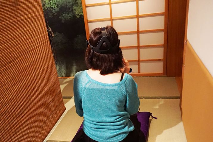 ĂCt̂łAڂ̑Oɂ͏q낪ȂI@ԏ肵̂ɁAȂ񂽂邱Ɓcc