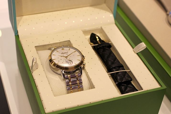 ႢɐlC kate spade new york nCubhX}[gEHb`o