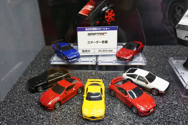 �����i�Ŕ̔�����Ă���̂ŁA�g�ݗ��Ă͕s�v�I