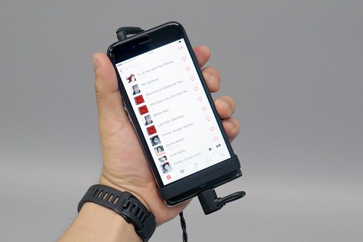 iPhoneDP-X1ƃfW^ڑĎs