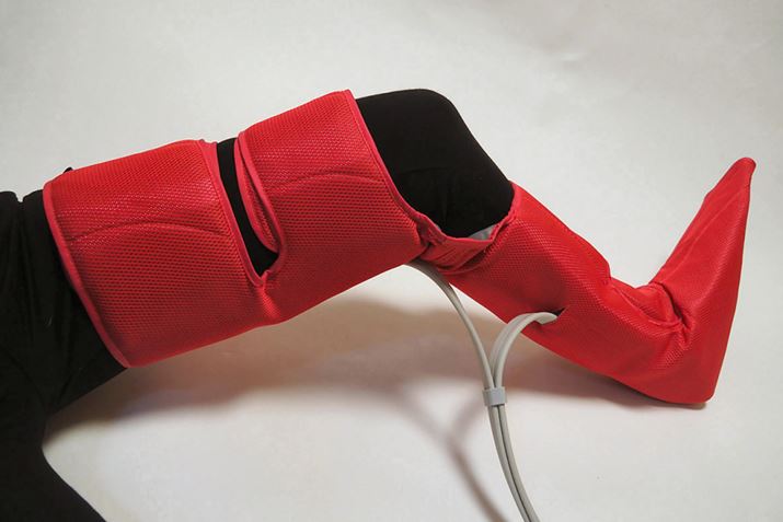 ȂƂȂSg̔ꂪƂuvB2{̃e[v𑾂Ɋ