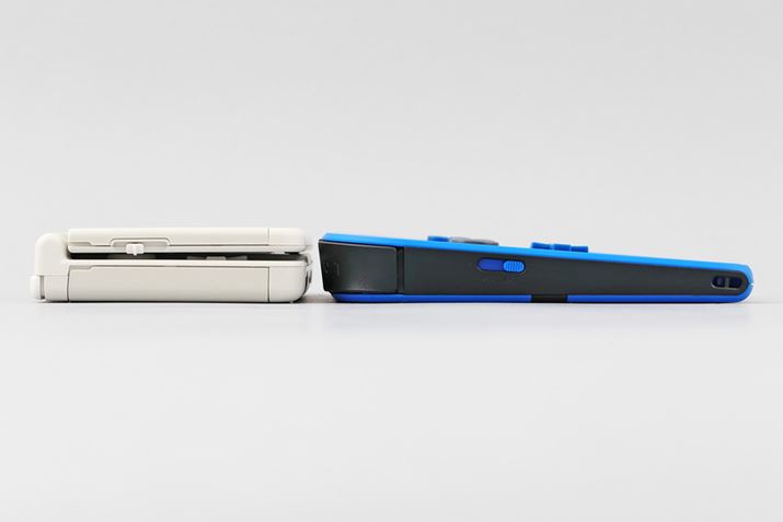 2DŚAO݂͌̂fUC̗pBNew3DS2DSׂĉ猩Ƃ킩₷