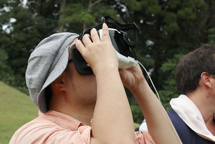 Parrot CockpitglasśAKl̏ォłA\ł