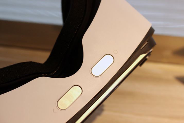 VRS[Ỏɂ2̃{^𑕔Bӂ蓮Ƃ̃{^ŁAVȒs