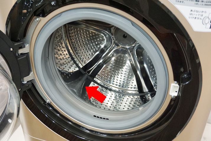 ߗނ𓮂A傫グ悤Ƀt^[