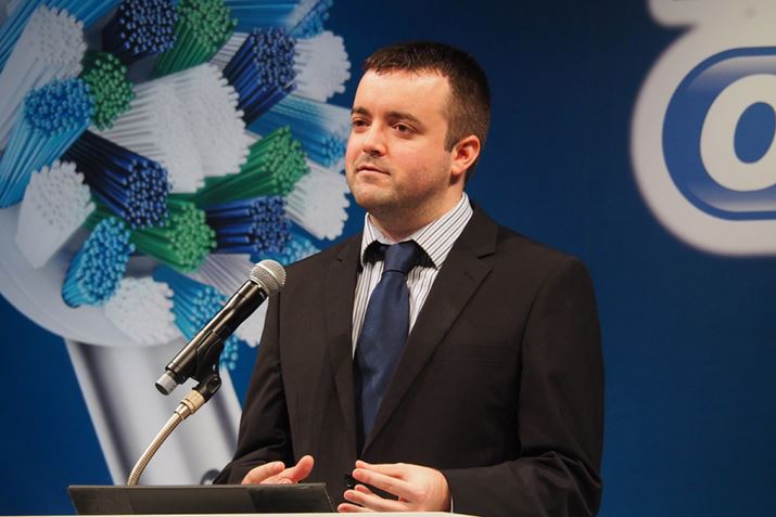 P&G O[oI[PAEJ̃A_E{[fBO