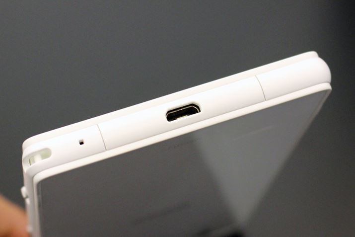 microUSB|[g𓋍ځBቿiLbvXhȂ̂ꂵ