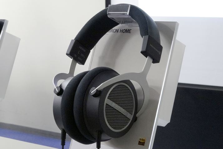 T90̌pfɓAmiron HomeBP[u͗oŃP[uɂΉ