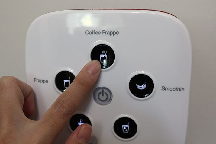 łAuCoffee Frappeṽ{^Bdオ̒߂A^]Ԃ̐ݒ͕KvȂ