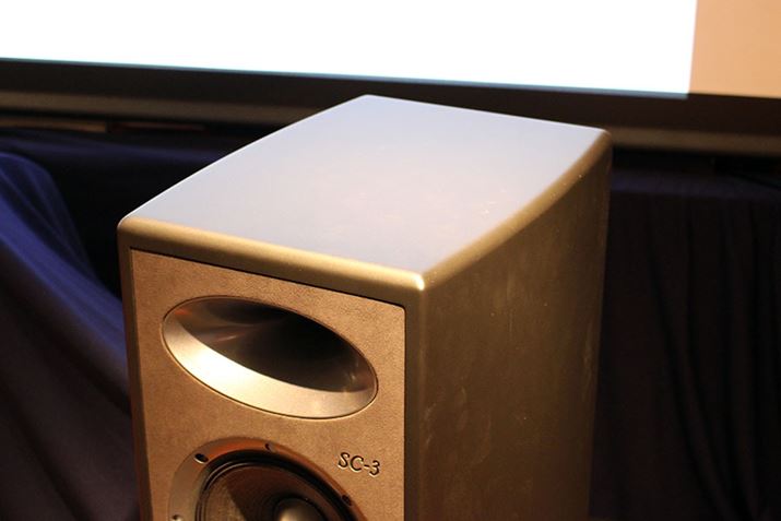 Ȃڂ̂ȂLrlbgɂ͔ő42mmMDFނgĂ