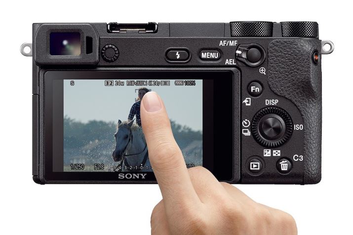 ^b`plt̗pA^b`tH[JXȂǂ̑삪\