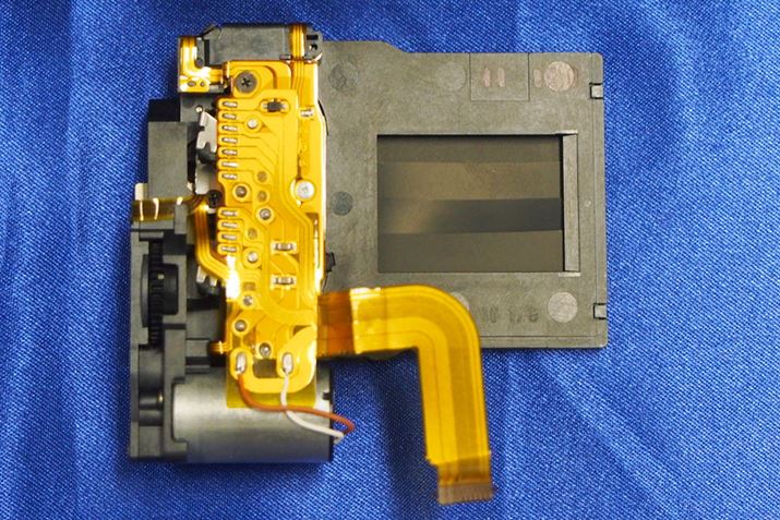 VJ̃Vb^[jbgBVb^[VbN}ol_p[̍\̗pĂ