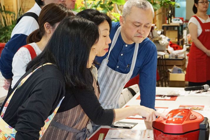 ���j���[�Łu��ŕ��v��I�сA���M���Ԃ�15���ɐݒ�B���Ƃ͑҂����I