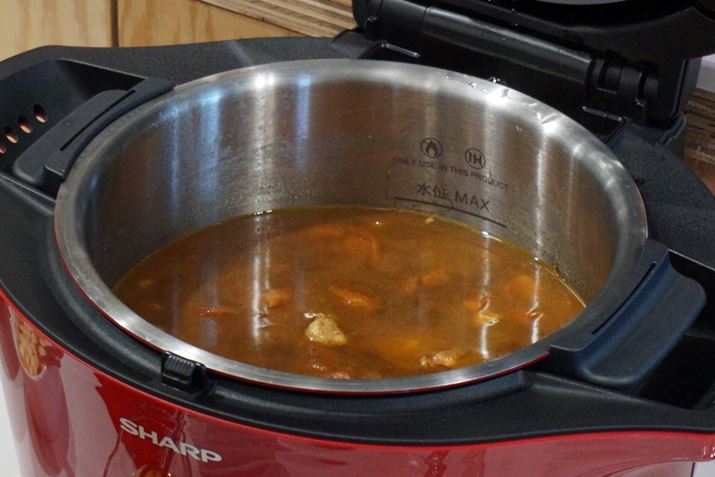 ���͈�ؓ���Ă��Ȃ��̂ɁA��؂̐��������ł���Ȃɏ`�C�̂���J���[���ł��܂���